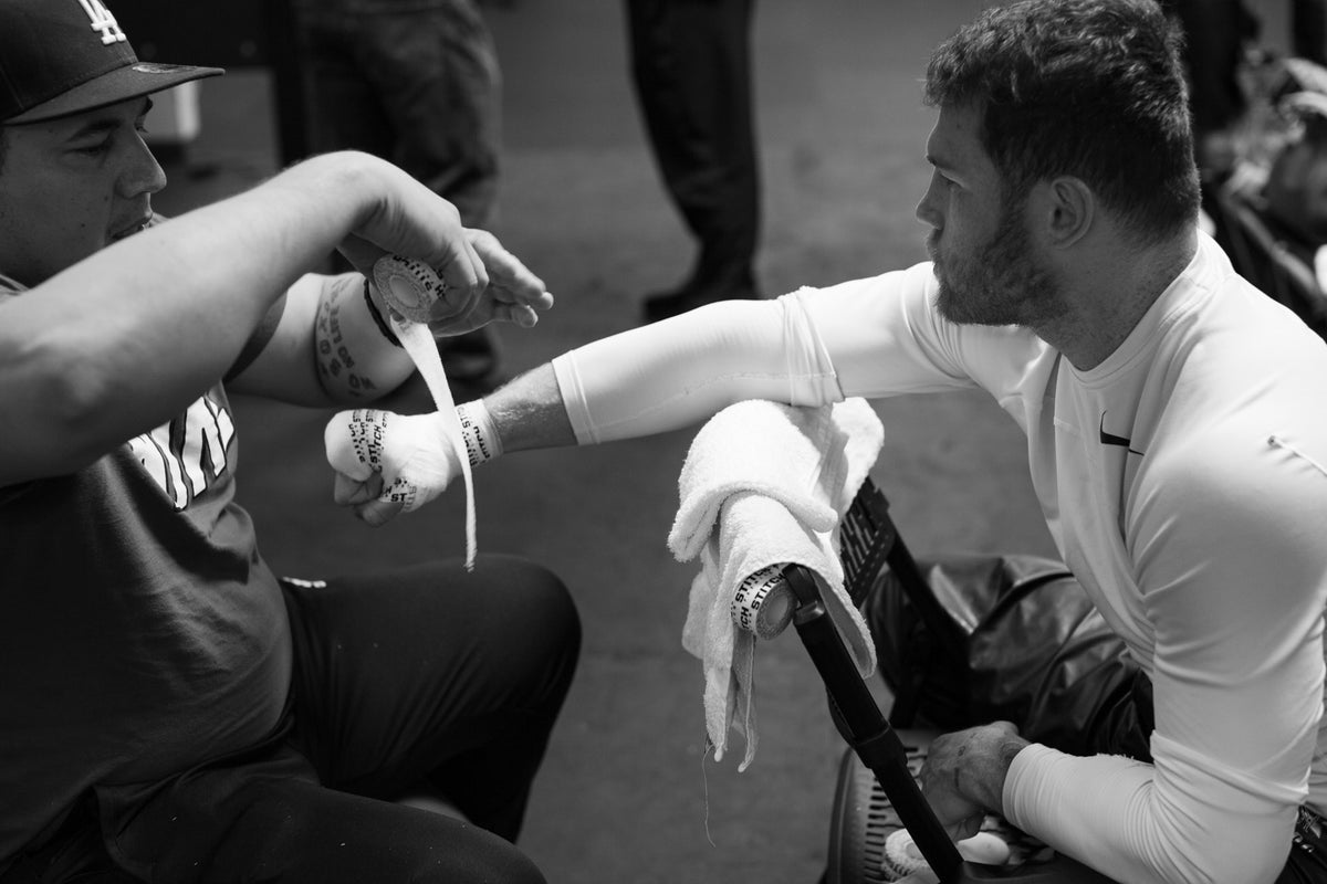 Saul Canelo Alvarez hand wraps B San Diego 2019 (Sonya Jasinski)